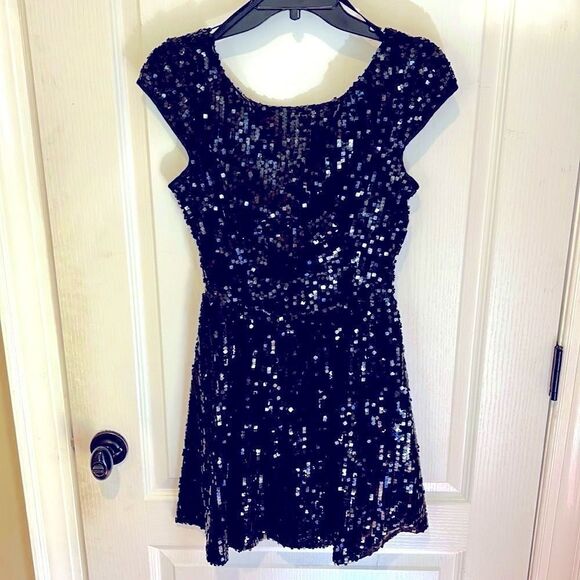 B Darlin black square sequin dress swing style size 9/10 - Picture 1 of 3
